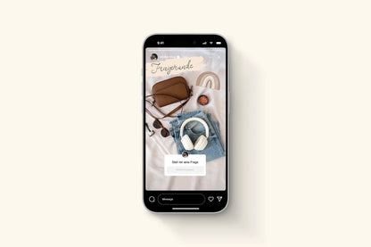 Instagram Story Sticker - Blogger