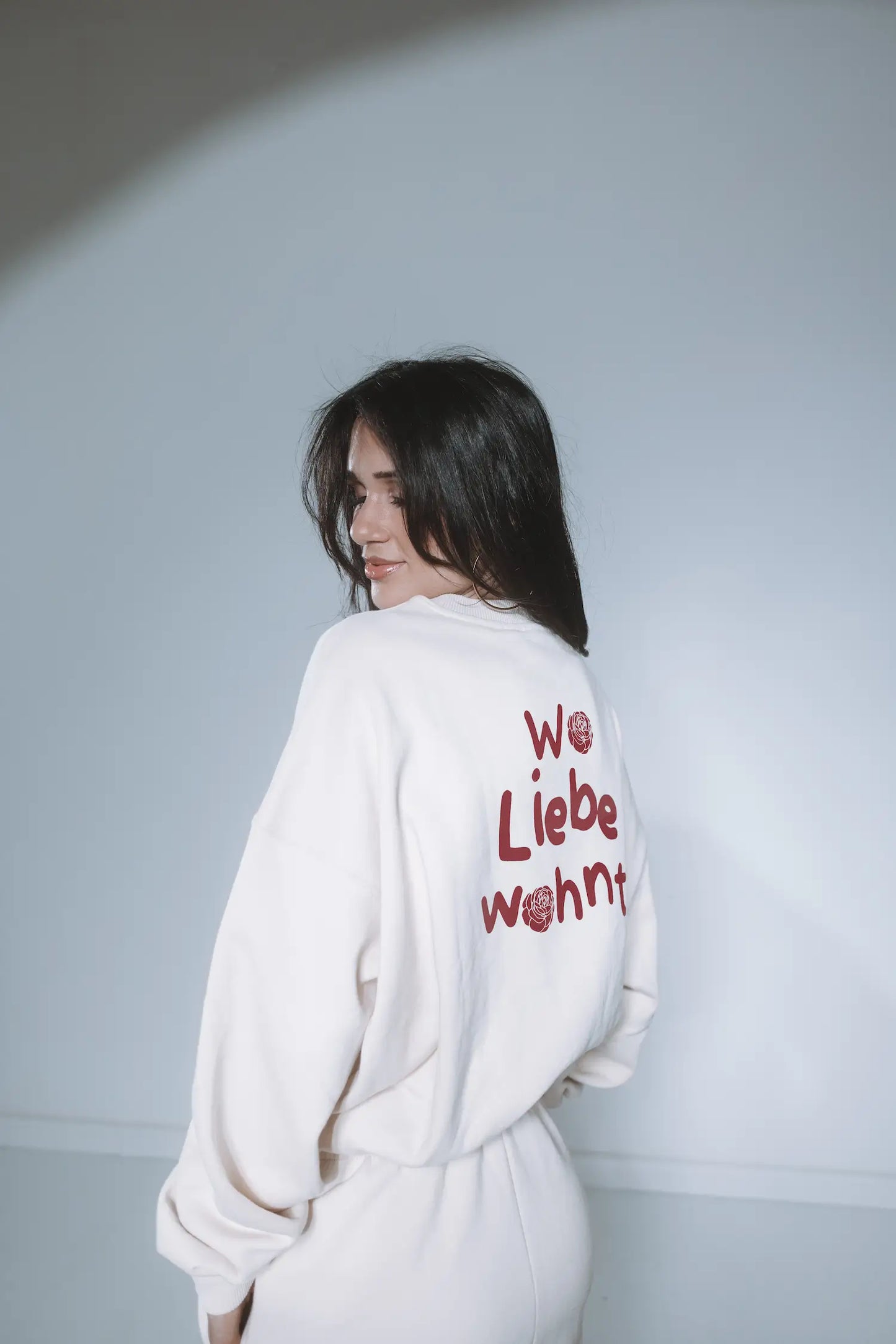 Wo Liebe wohnt - Crewneck Beige